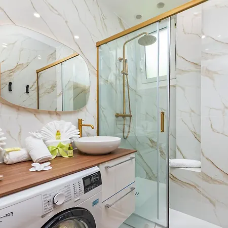 Frontiere Monaco - Sublime Escapade - Vue - Gu Apartmán