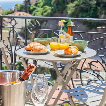 Frontiere Monaco - Sublime Escapade - Vue - Gu Apartmán *